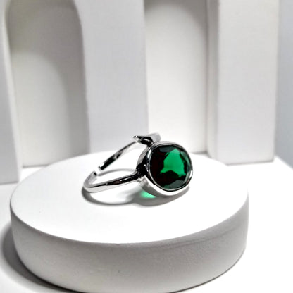 Oval Dark Green Stone Ring