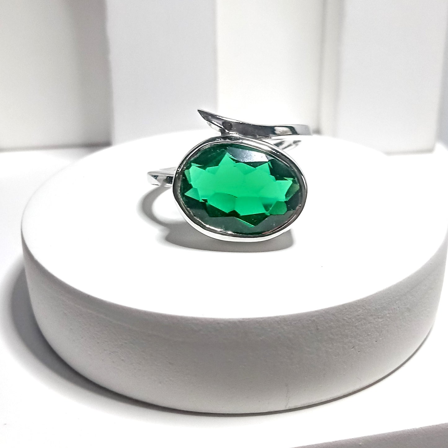 Oval Dark Green Stone Ring