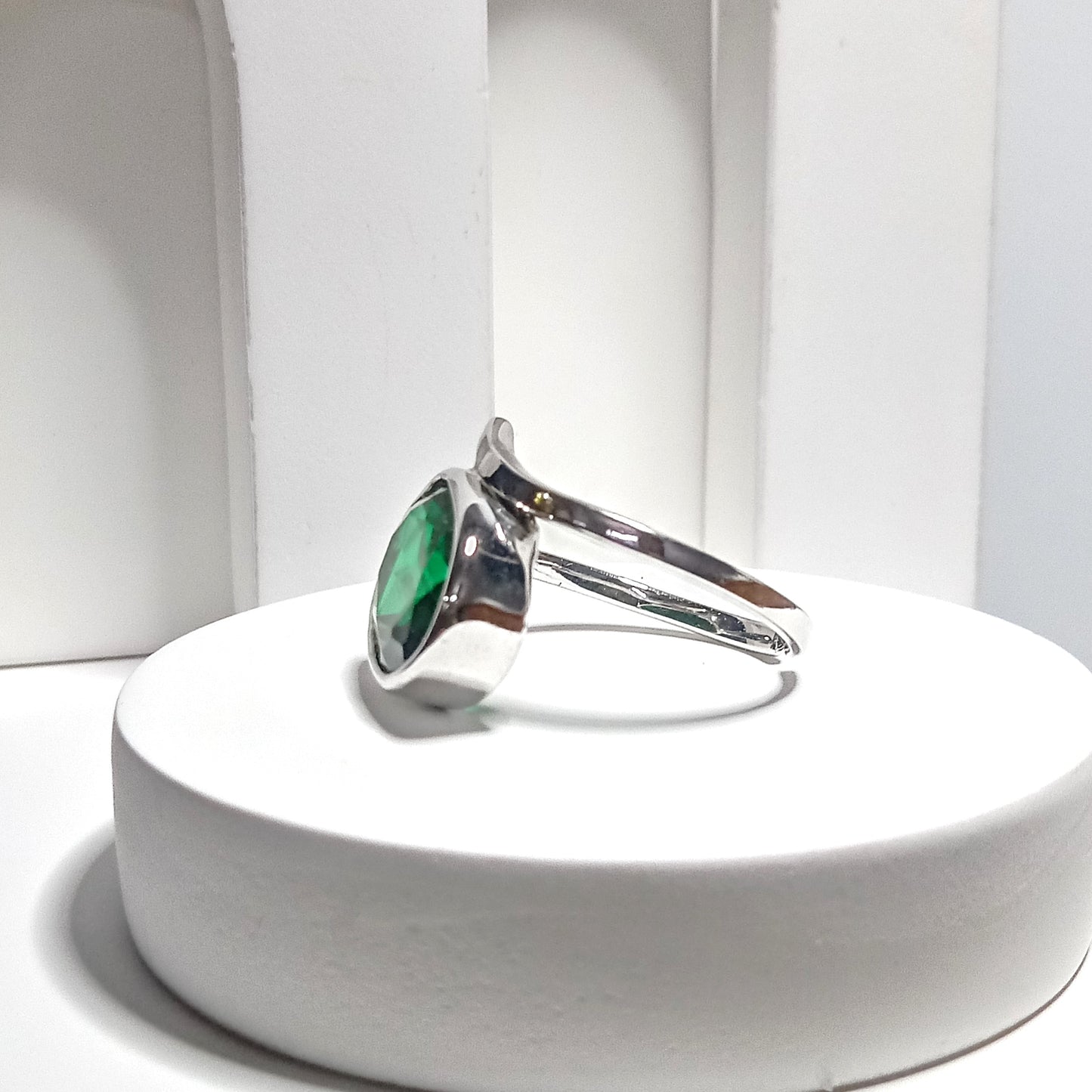 Oval Dark Green Stone Ring