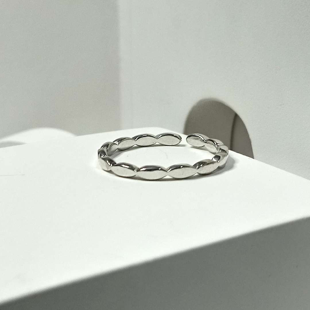 Oval Loop Ring